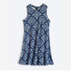 Brushed Knit dress.   Sleeveless & Lightweight. Worn 1x. Comfy & cute.